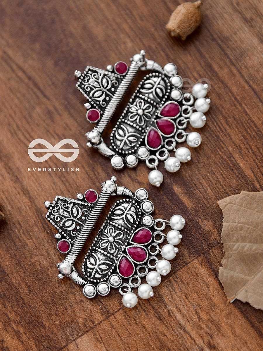 Earrings Everstylish | The Boho Chic Intricate Embellished Statement Earrings (Ruby Red)