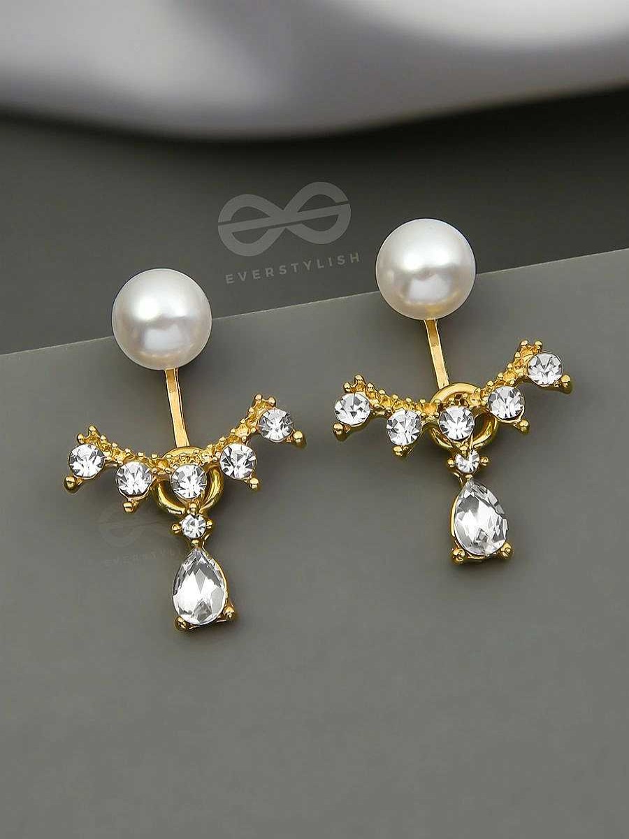 Earrings Everstylish | The Majestic Pearl Chandeliers - Golden Statement Earrings