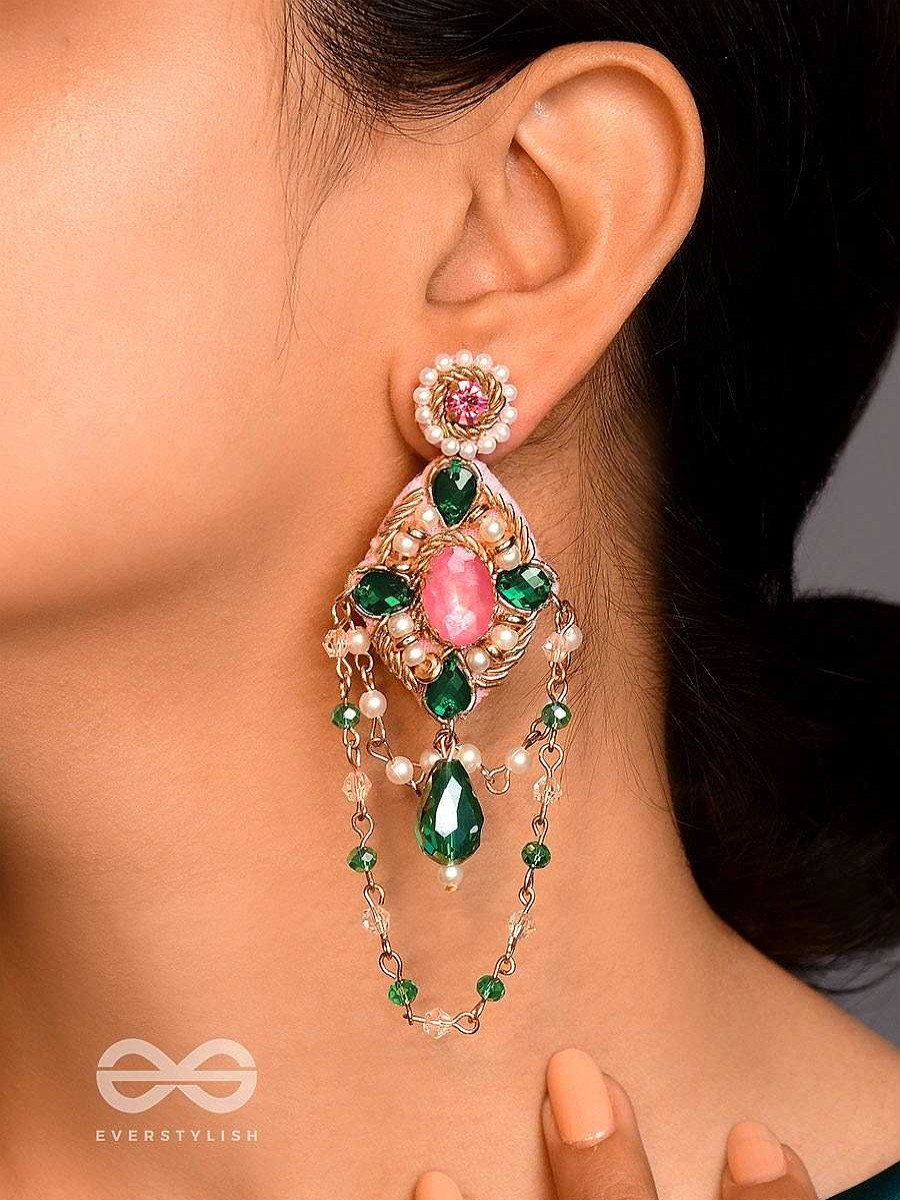 Earrings Everstylish | Samaalya- The Bejeweled Crown- Pearls And Stones Embroidered Earrings