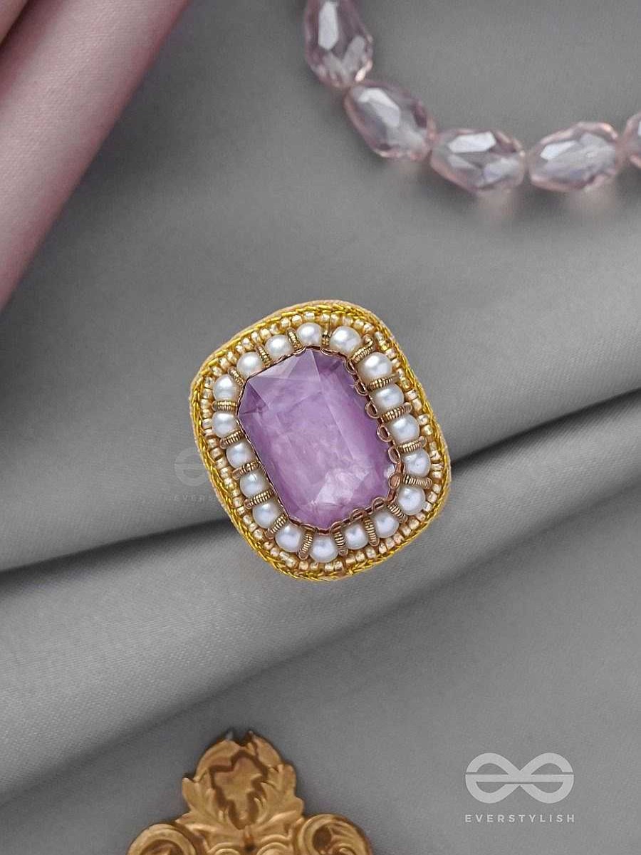 Rings Everstylish | Prakdhipta - Studded With Stone - Peals, Stone And Beads Embroidered Stud Ring (Purple)