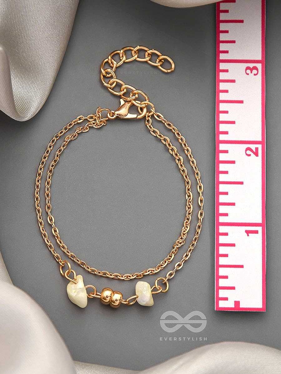 Bracelets Everstylish | Carved In Stone- Golden Layered Bracelet