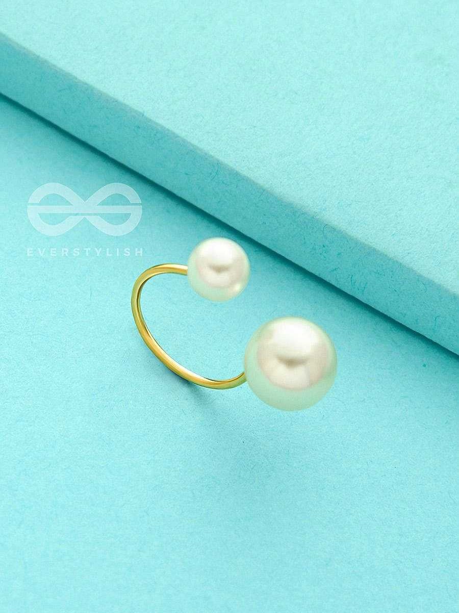 Rings Everstylish | Precarious Pair Of Pearls - Statement Golden Ring