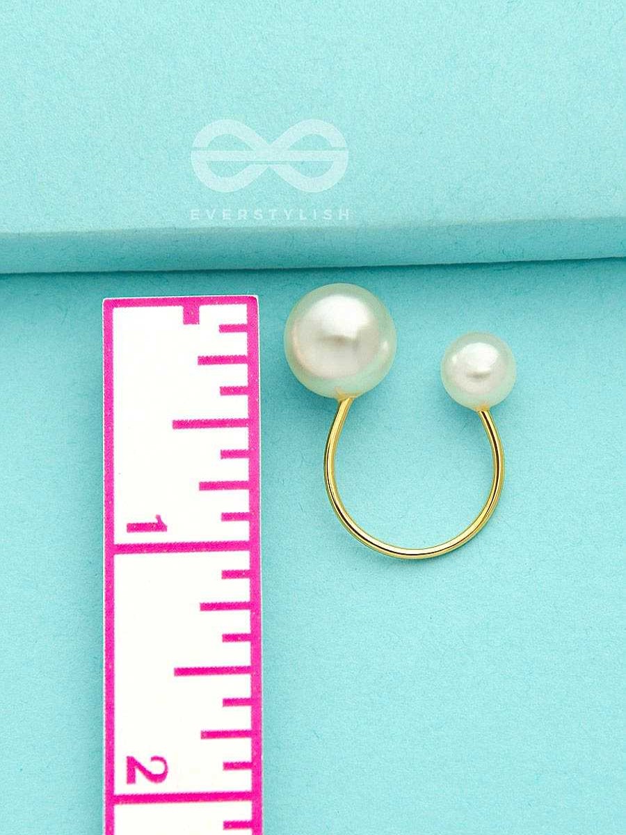 Rings Everstylish | Precarious Pair Of Pearls - Statement Golden Ring