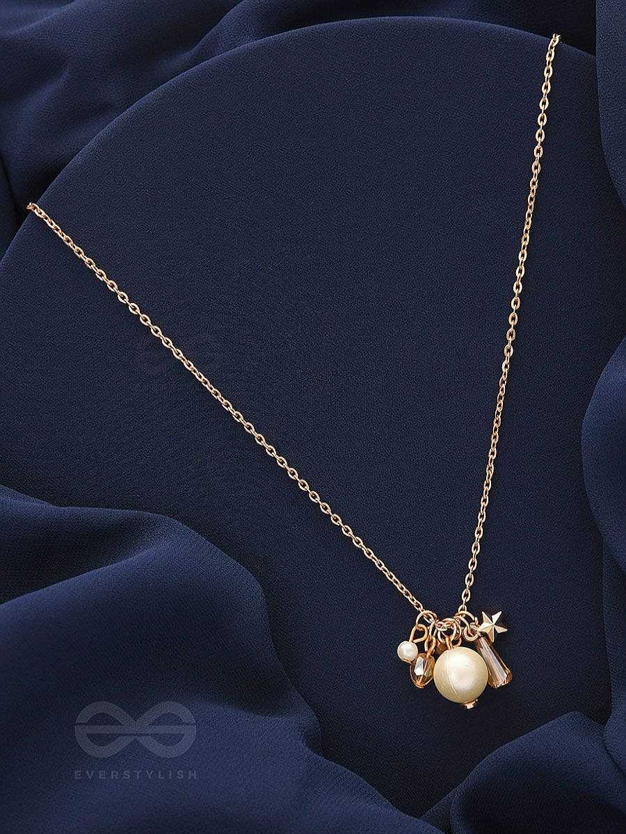 Neckpieces Everstylish | A Piece Of Sky- Golden Pearl Necklace