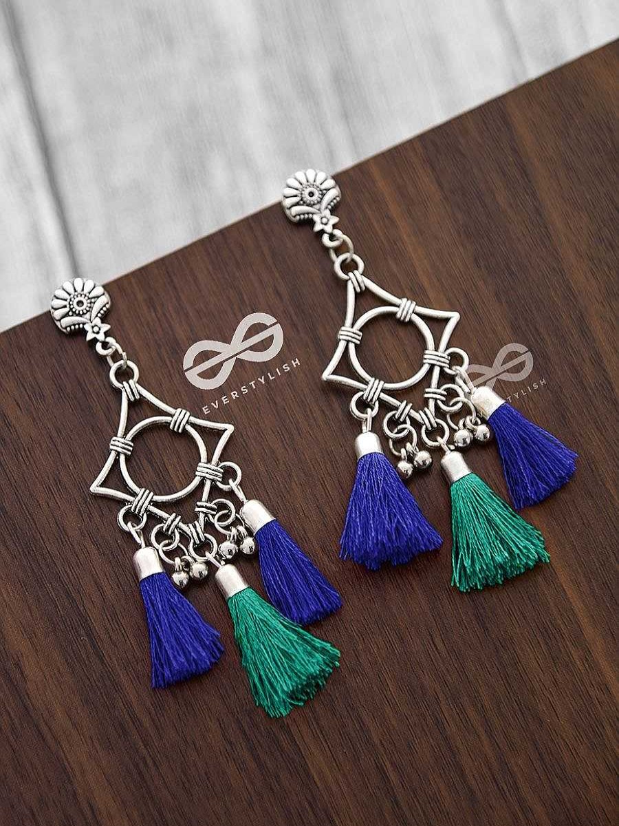 Earrings Everstylish | The Geometric Tasseled Elegance (Blue-Green) - Casual Danglers