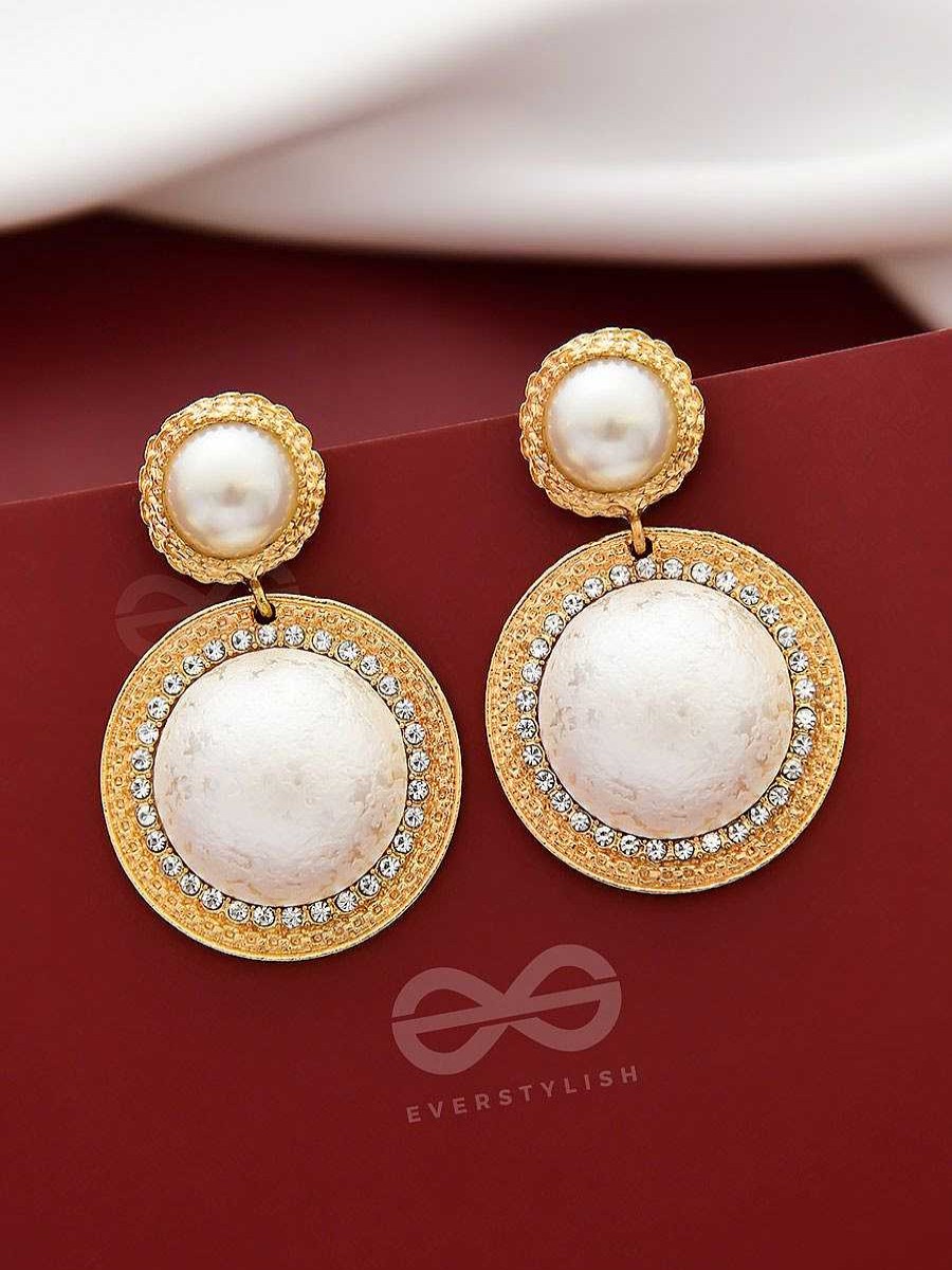 Earrings Everstylish | Pearls Of Poignance - Statement Golden Earrings