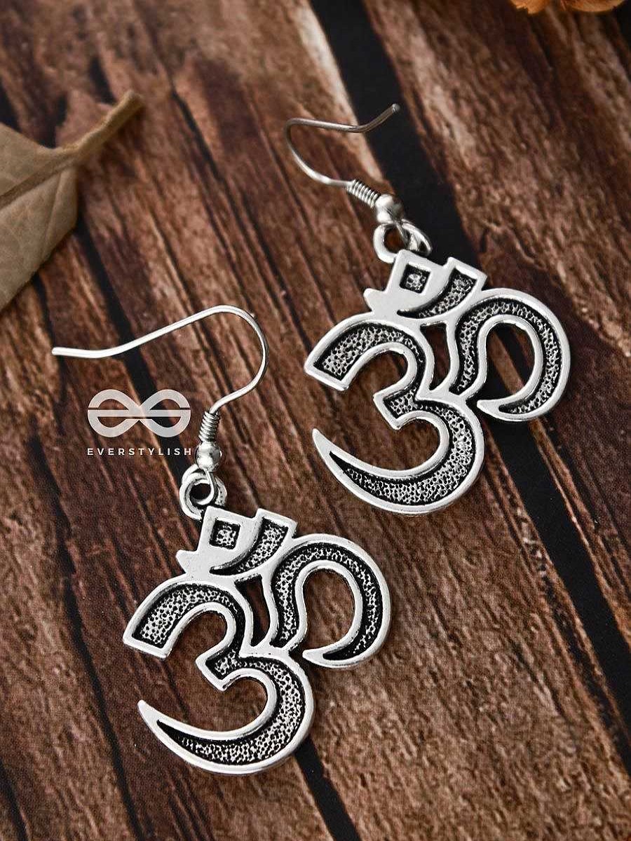 Earrings Everstylish | The Ohm - Tiny Trinket Earrings